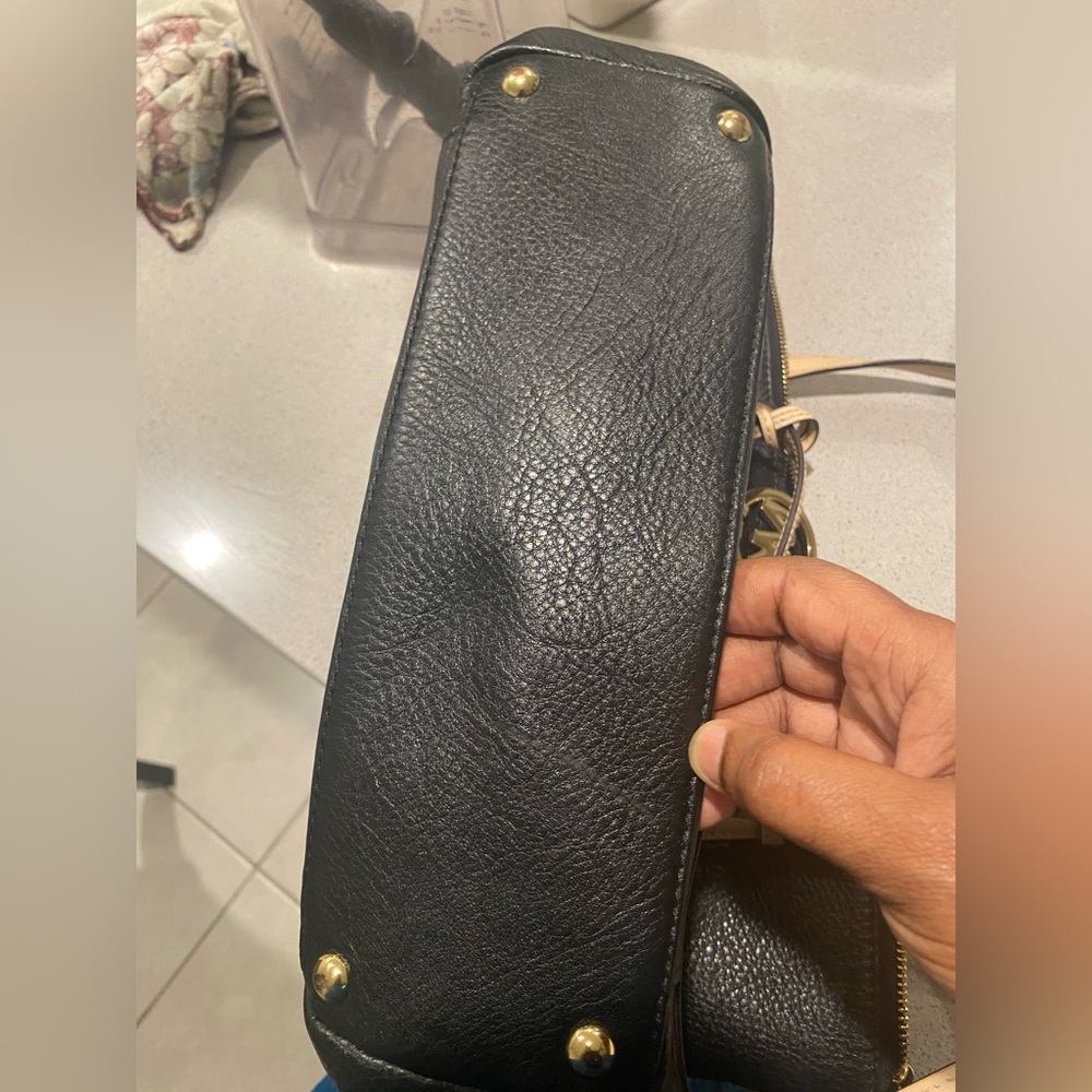 MICHAEL KORS BLACK AND TAN LEATHER BAG - Picture 6 of 7